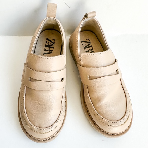 Zara Girls Tan Penny Loafers / Size 26 - Picture 3 of 6